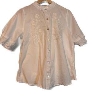 Tru Self White Cotton Floral Embroidered Button Up Blouse with Ruffle Neck